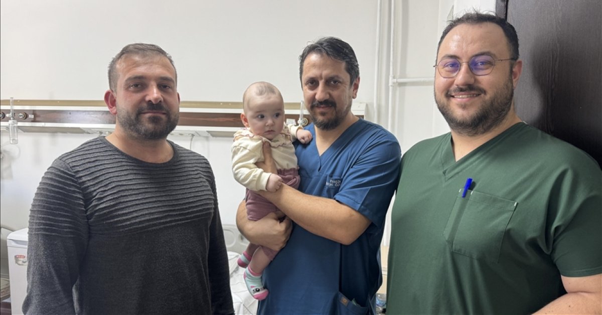 3 aylık bebek böbrek yetmezliğinden kurtuldu