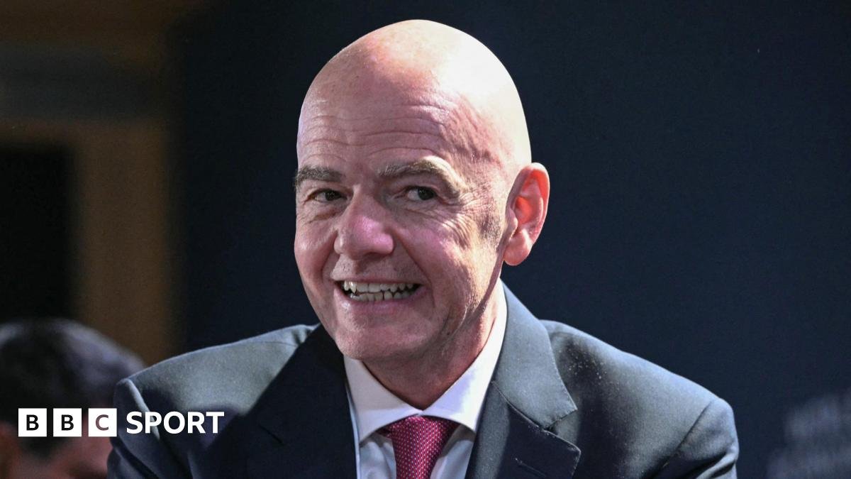 Gianni Infantino: Fifa president criticised for ‘cheap’ joke about British fans’ behaviour