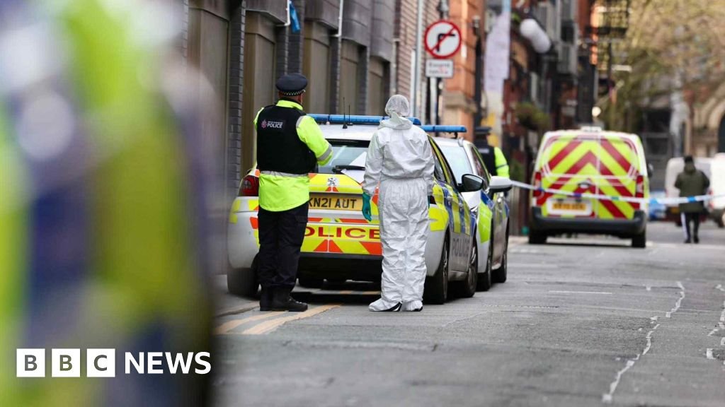 Man shot in ‘targeted’ Manchester city centre attack
