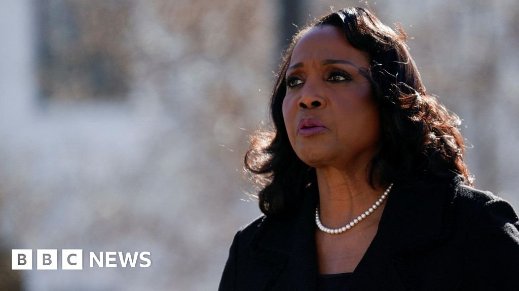Supreme Court sceptical of Trump firing of Lisa Cook