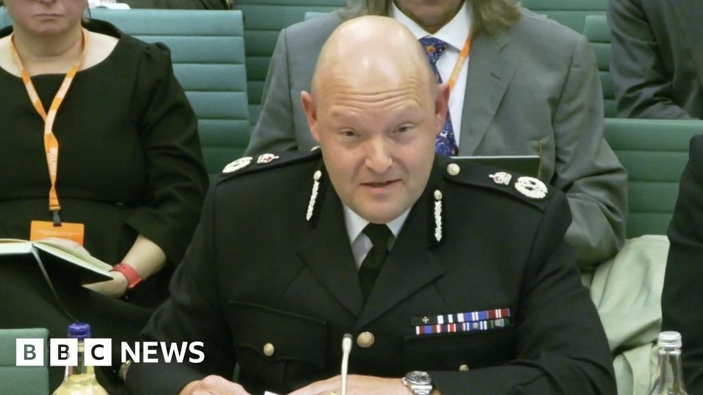 Former chief constable Craig Guildford ‘to face misconduct investigation’