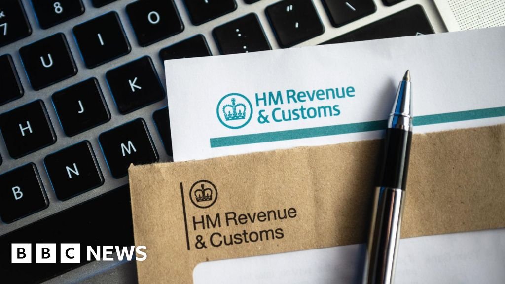 Phone lines stay open as tax return deadline looms