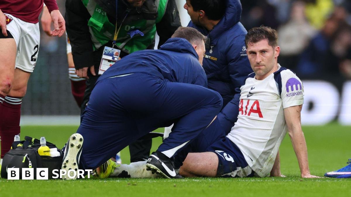 Ben Davies: Tottenham defender undergoes second ankle operation