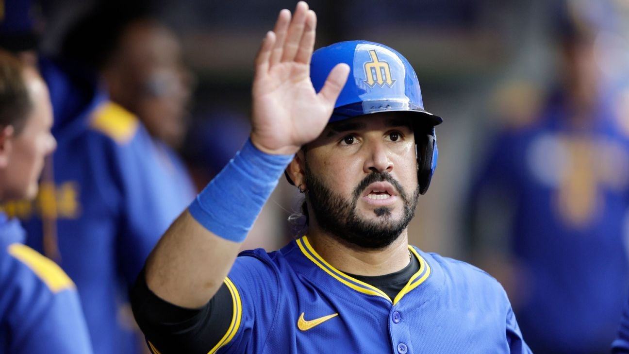 Sources: Reds, Eugenio Suárez reach one-year, $15M deal
