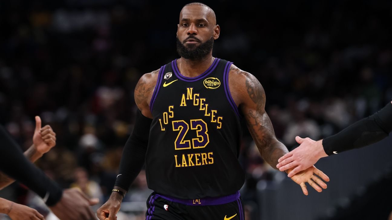LeBron James earns record-extending 22nd NBA All-Star Game nod