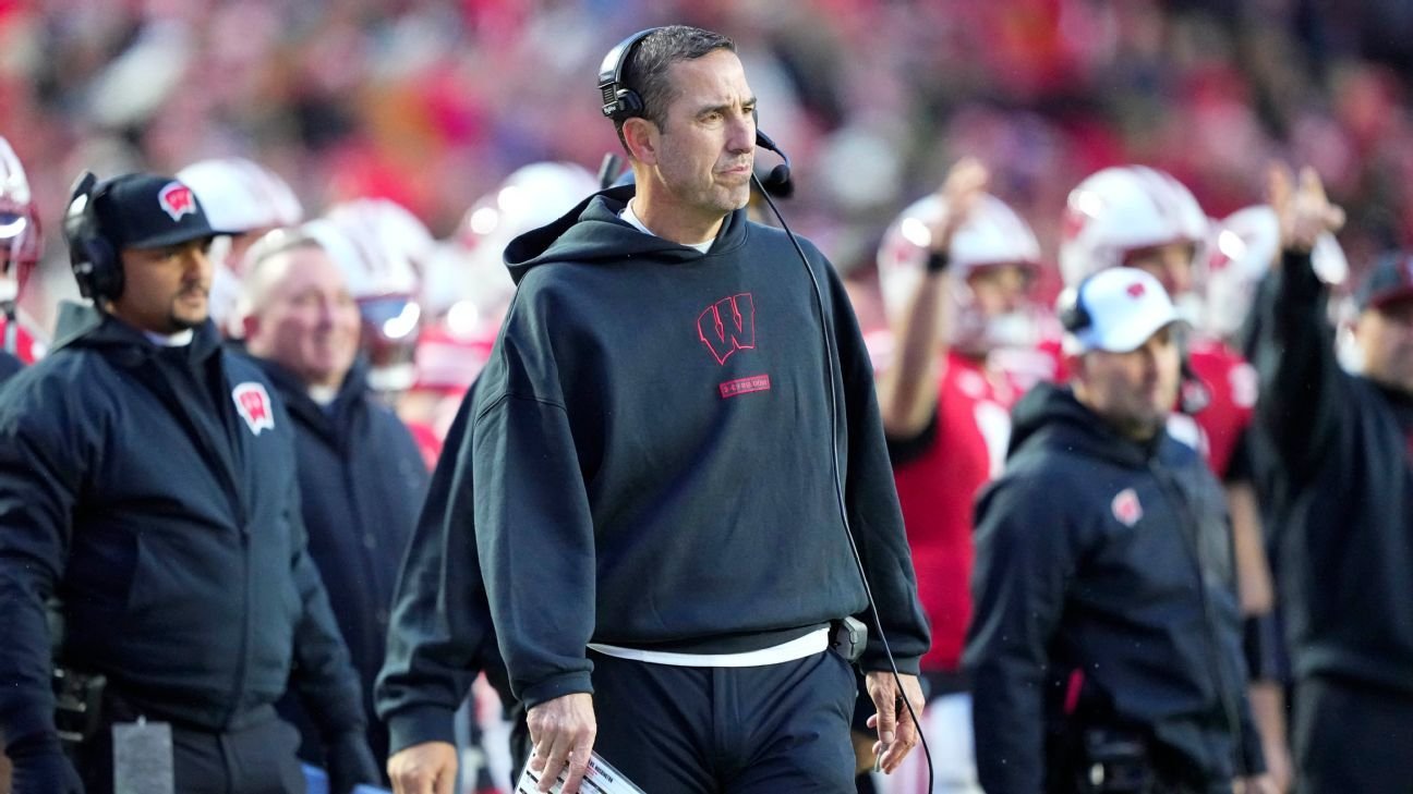Badgers’ Luke Fickell asked to forgo extension amid struggles