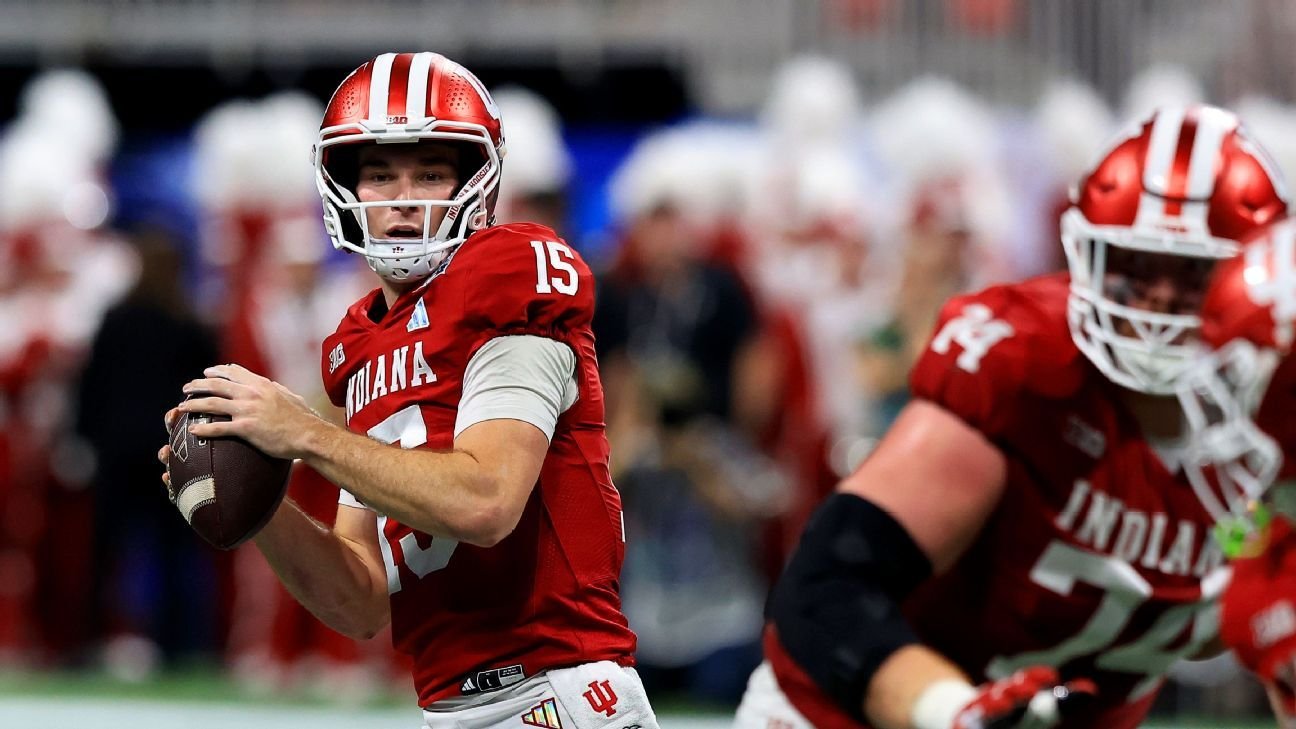 Fernando Mendoza: Throwing at pro day about helping teammates