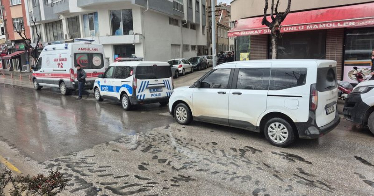 Son dakika: Eskişehir’de 7 katlı binanın çatısından düşen işçi hayatını kaybetti