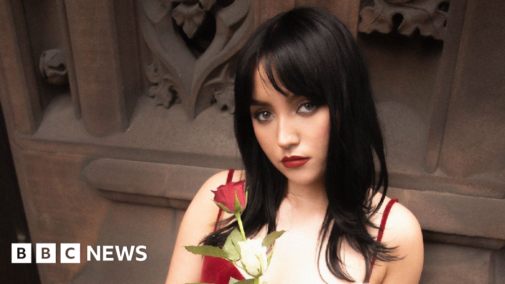 Musicians battle to convert 10-second viral clip listeners into Spotify fans